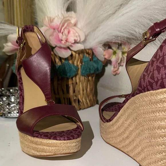 Michael Kors Burgundy and Tan Wedge Sandals - Picture 6 of 16
